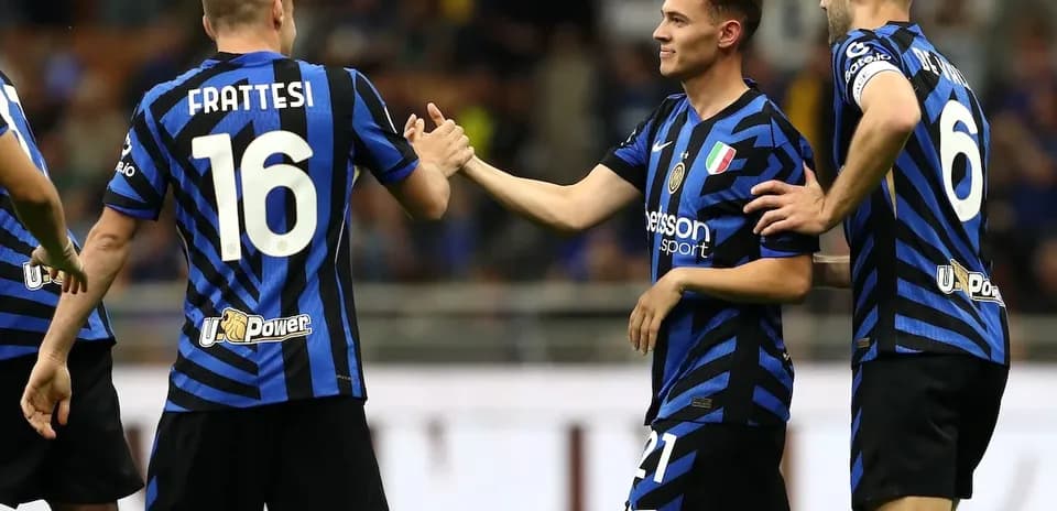 Inter players celebrating during Serie A match