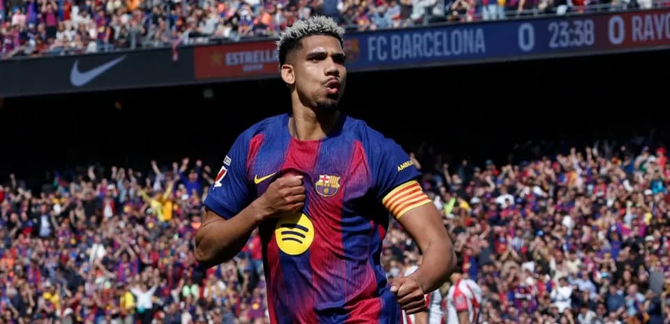 Player celebrating goal in FC Barcelona match