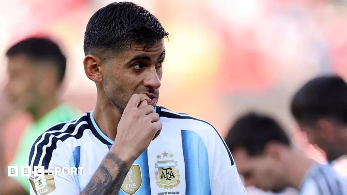 Argentinian player biting nails during warm-up