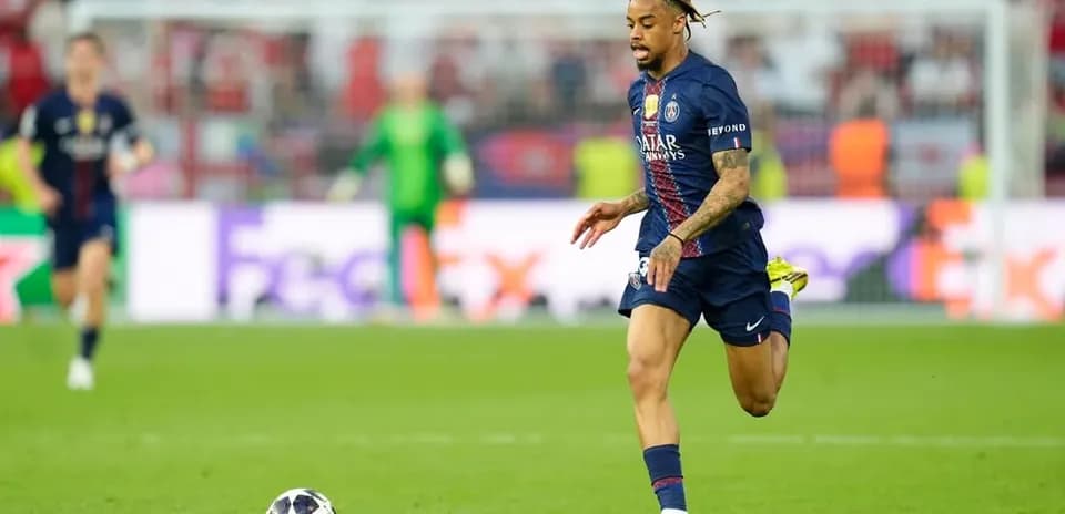 Player sprinting towards the ball during match