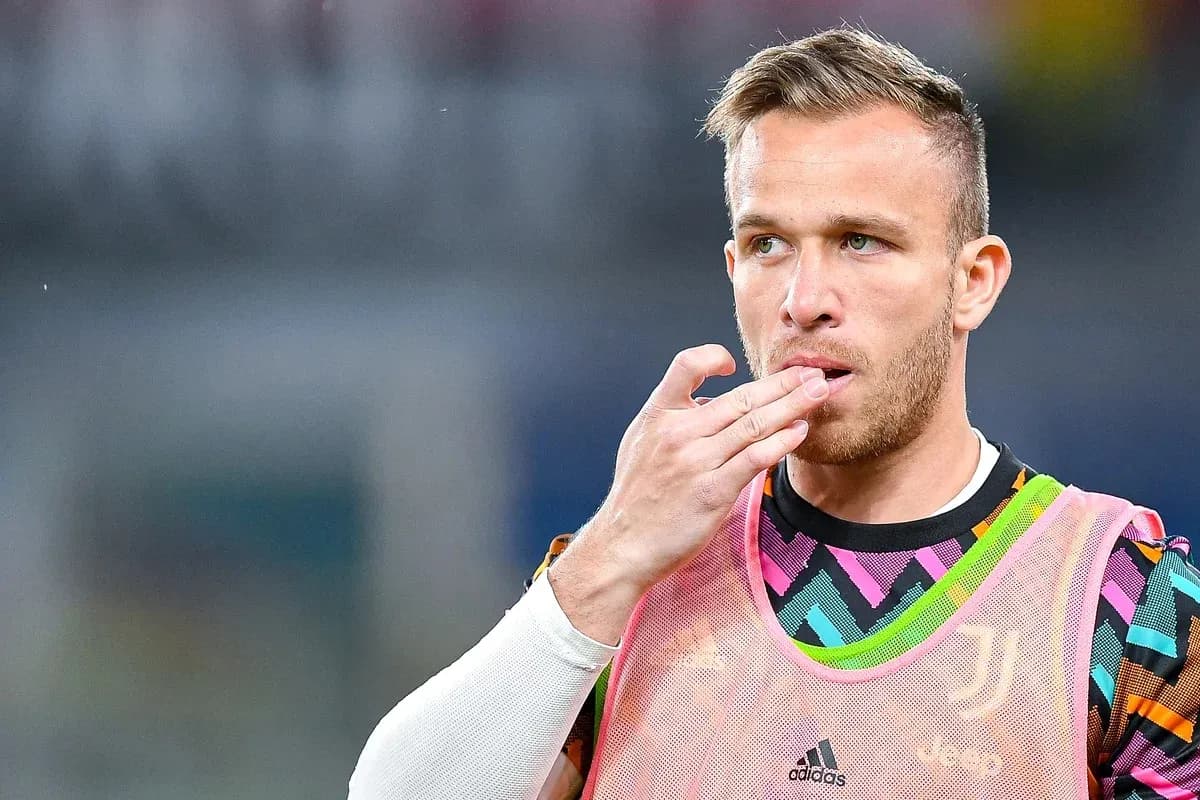 Player preparing on the sidelines in training gear