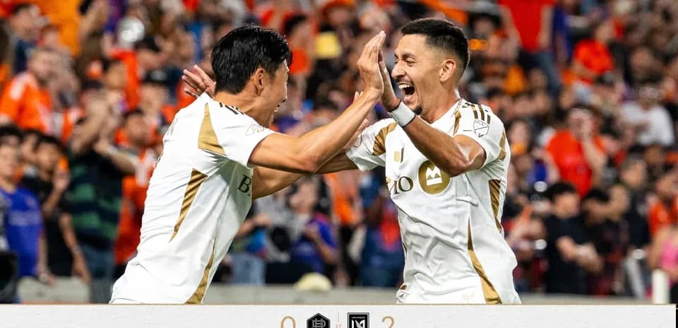 Los Angeles FC II players celebrating a goal