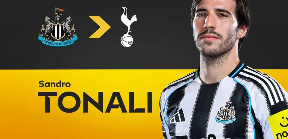 Sandro Tonali in Newcastle United kit with club logo