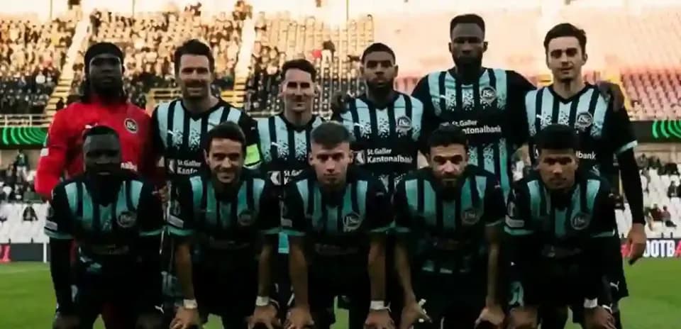 FC St. Gallen team photo before the match