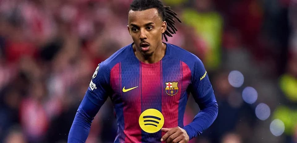 Player in FC Barcelona kit during match