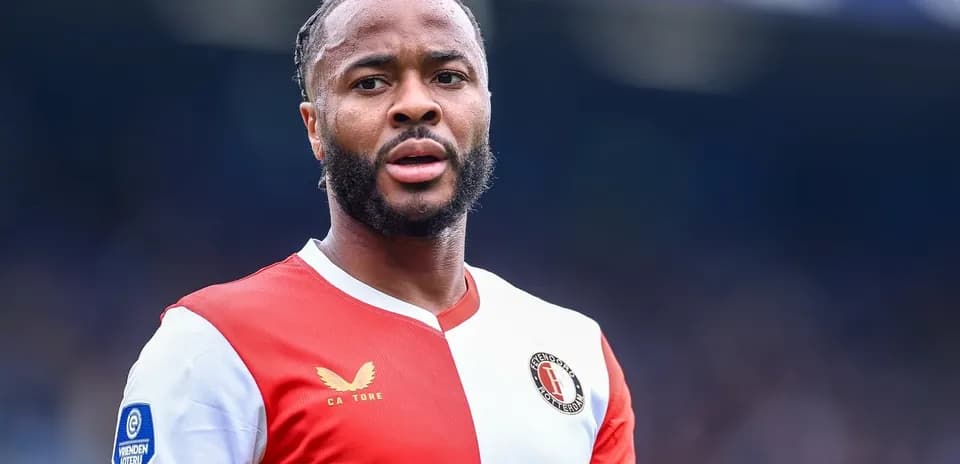 Player wearing Feyenoord jersey during match