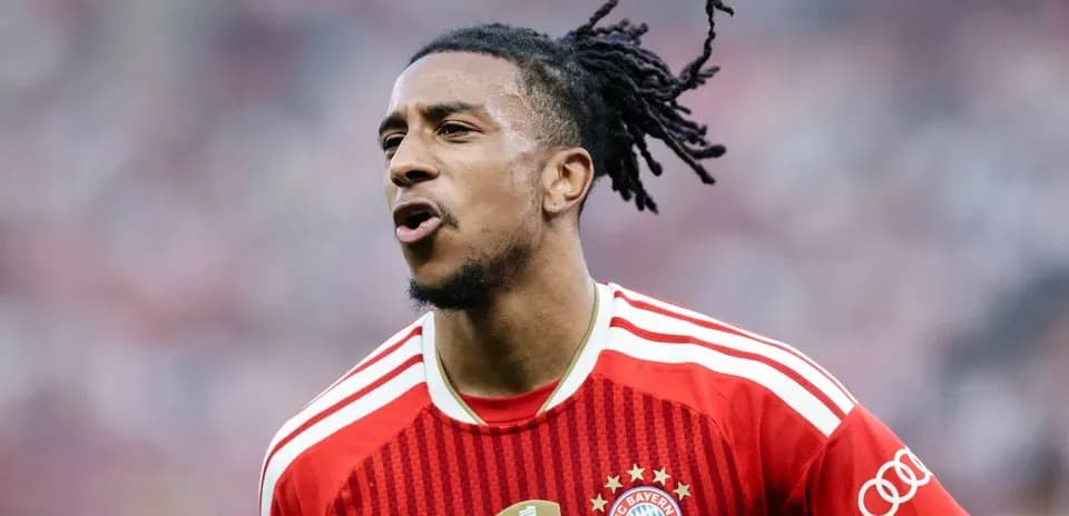 Player celebrating after scoring for Bayern Munich