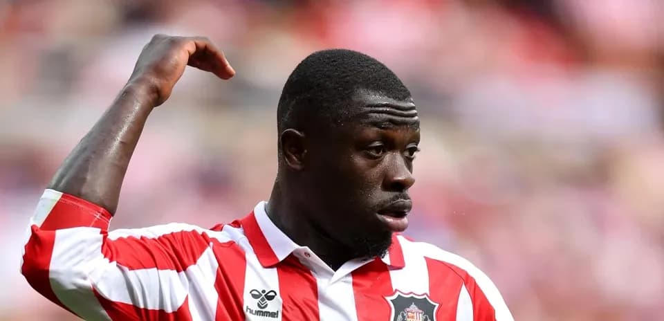 Sunderland player gesturing during match action