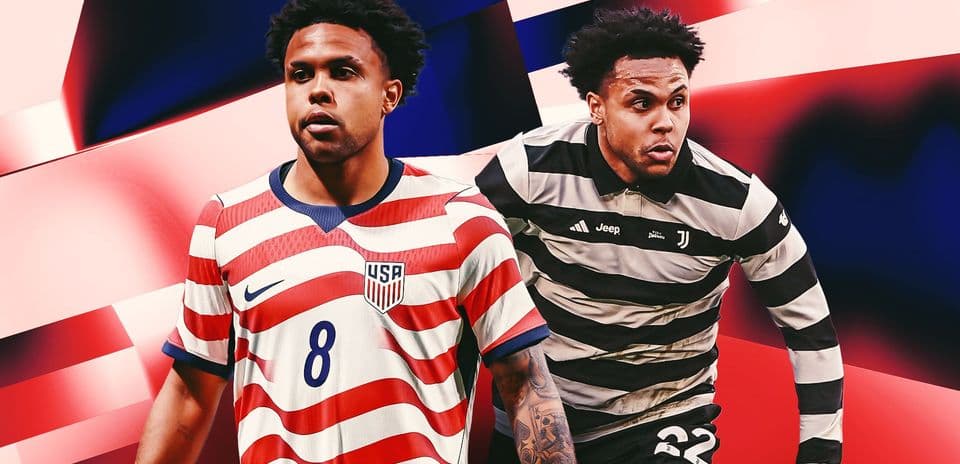 Player in USA kit alongside Juventus jersey