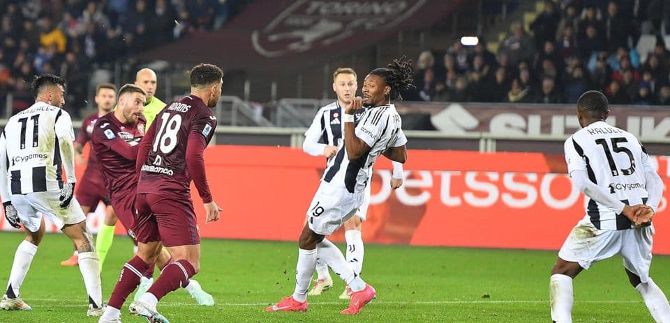 Players in action during Torino vs Juventus match