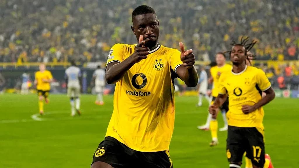 Borussia Dortmund player celebrating a goal