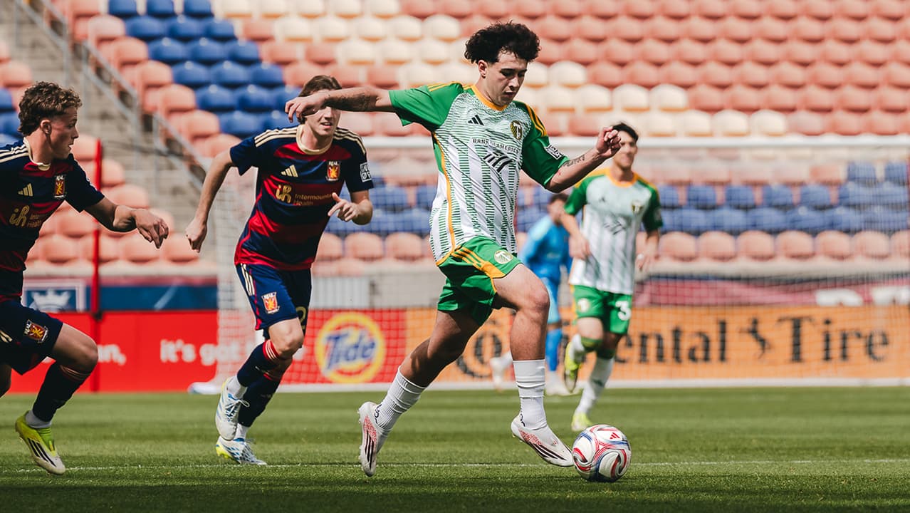 Player dribbling the ball during match