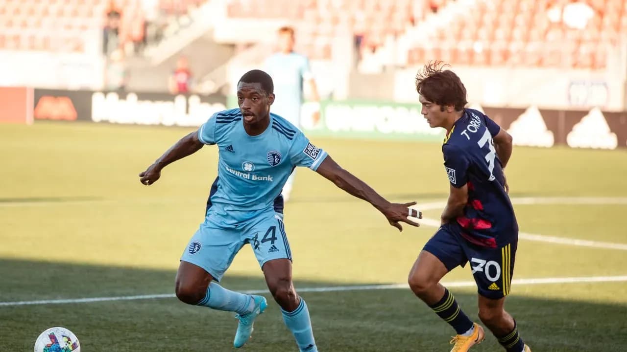Players competing during Real Monarchs vs Sporting KC II