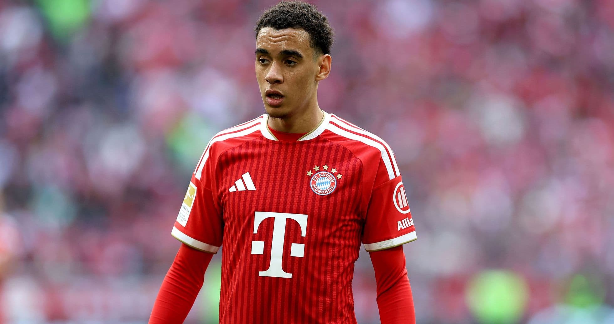 Player in Bayern Munich jersey during match