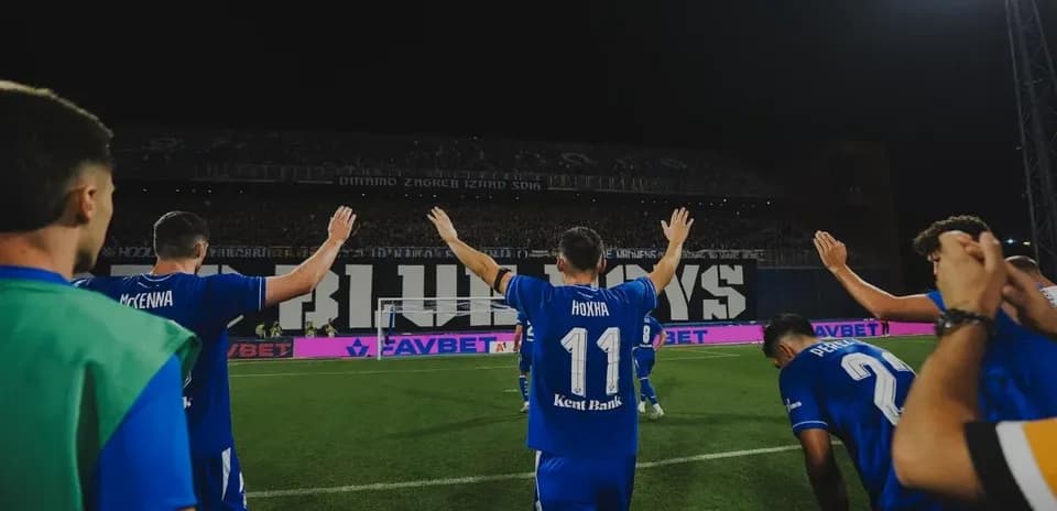 Dinamo Zagreb players celebrating in the stadium