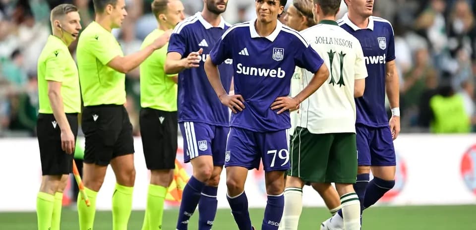 Players interacting during Anderlecht vs Hammarby match