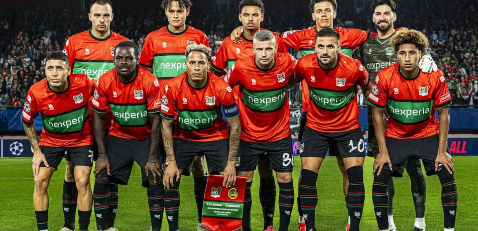 NEC Nijmegen players posing for team photo