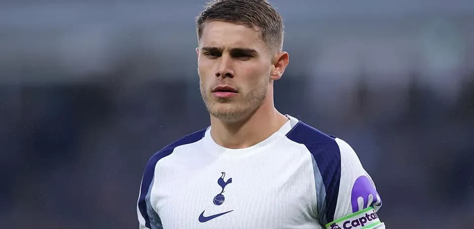 Player in Tottenham kit during match action