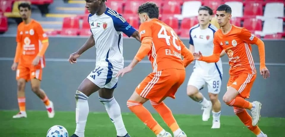 Khorfakkan U23 players in action against Al Sharjah U23