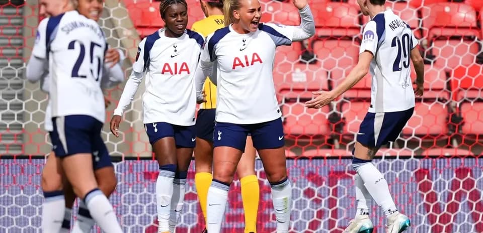 Tottenham Hotspur W celebrating a goal