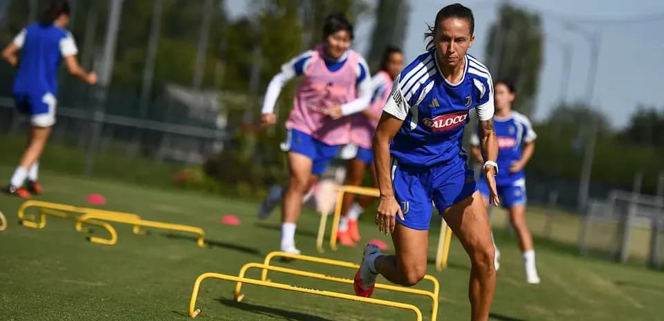 Juventus women training session on the field