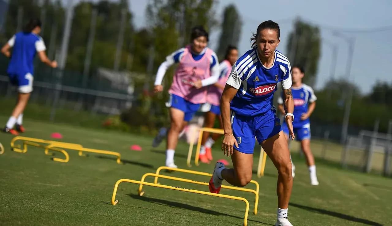 Juventus women training session on the field
