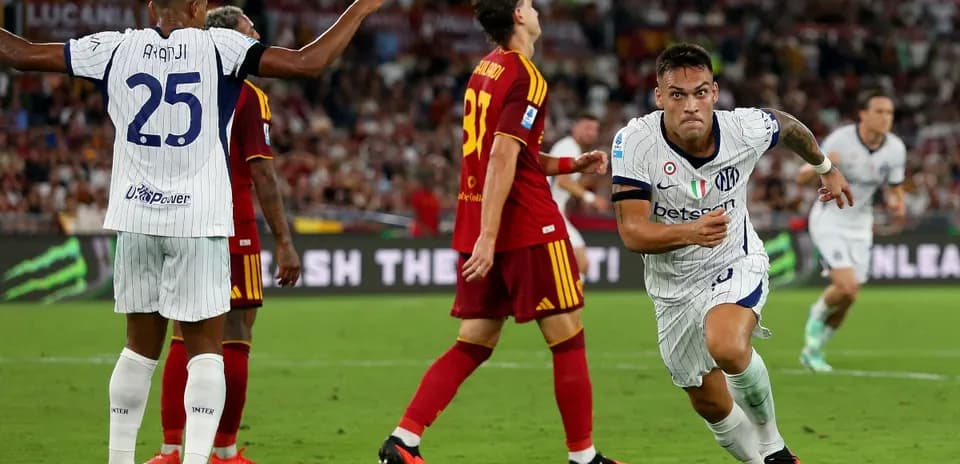 Lautaro Martínez celebrating a goal for Inter