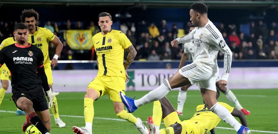 Real Madrid player in action against Villarreal