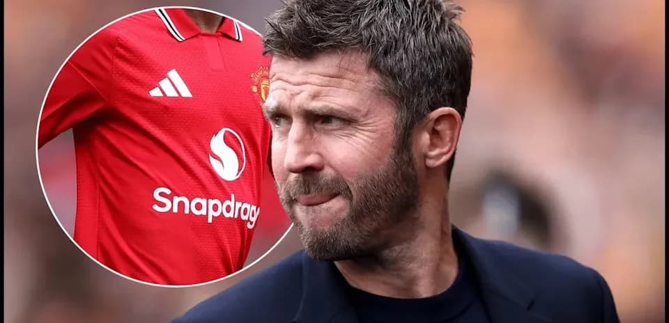 Coach Michael Carrick during match with Manchester United