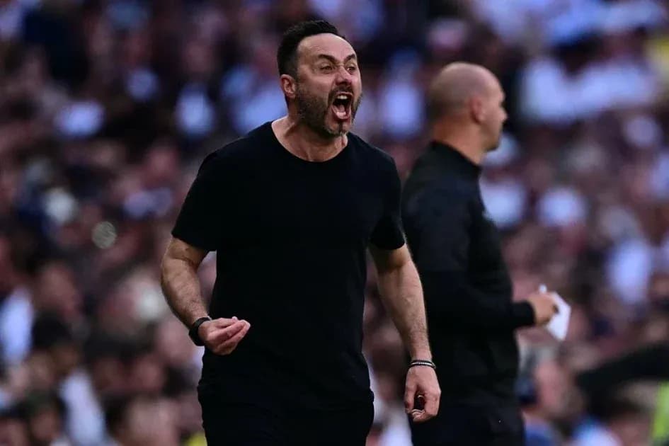 Manager shouting on the sideline during match