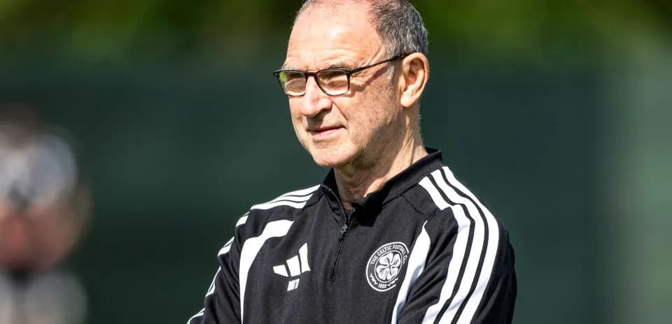 Manager observing during training session