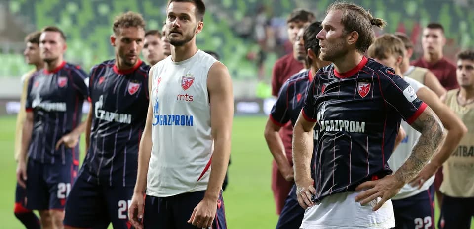 FK Crvena Zvezda players on the field