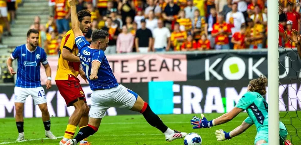 Player scoring during Jagiellonia vs Rangers match