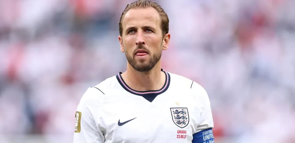 Player in England jersey during match against Ghana