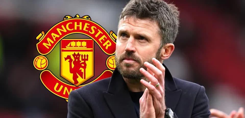 Man in suit applauding with Manchester United logo background