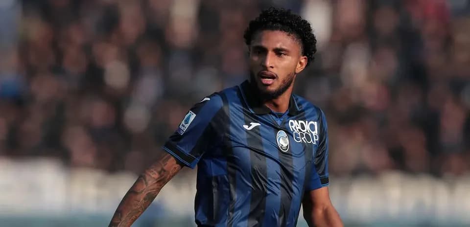 Atalanta player on field during match