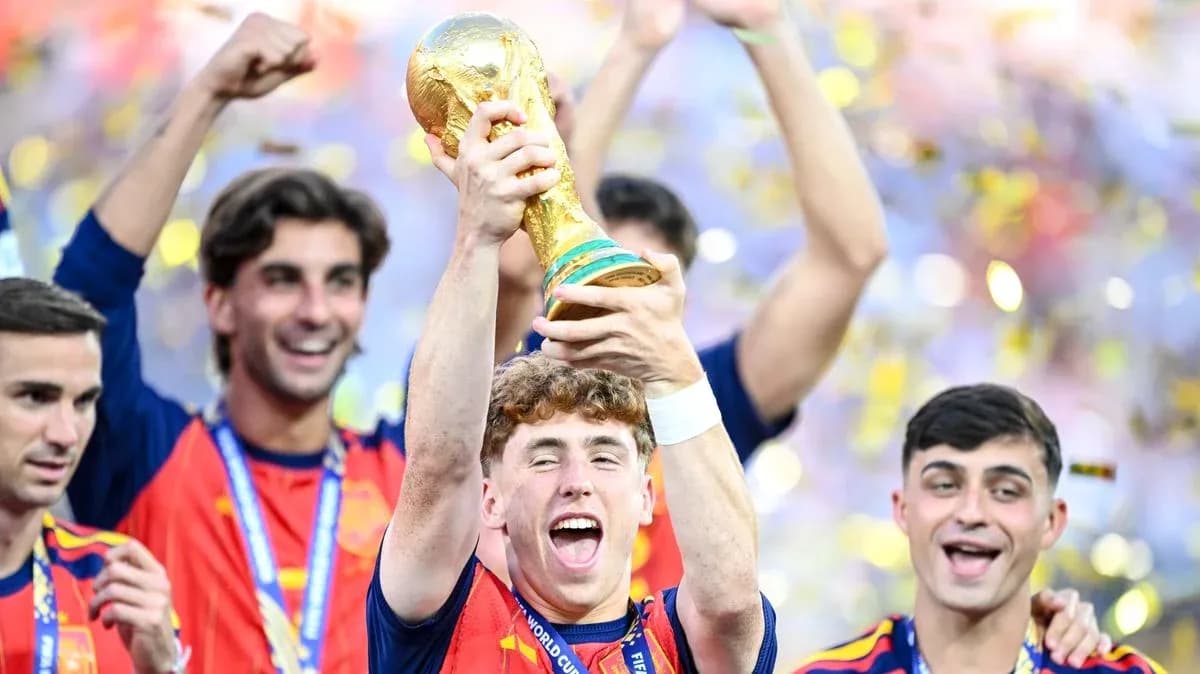 Spanish team celebrating World Cup victory with trophy