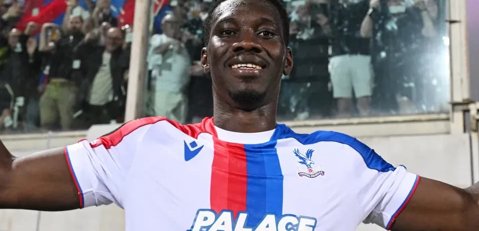 Player celebrating after scoring for Crystal Palace