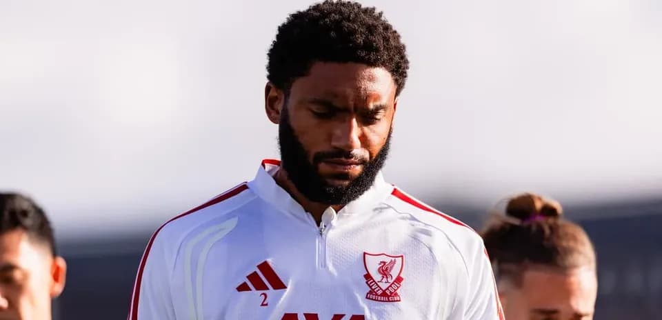 Player in Liverpool kit during team event