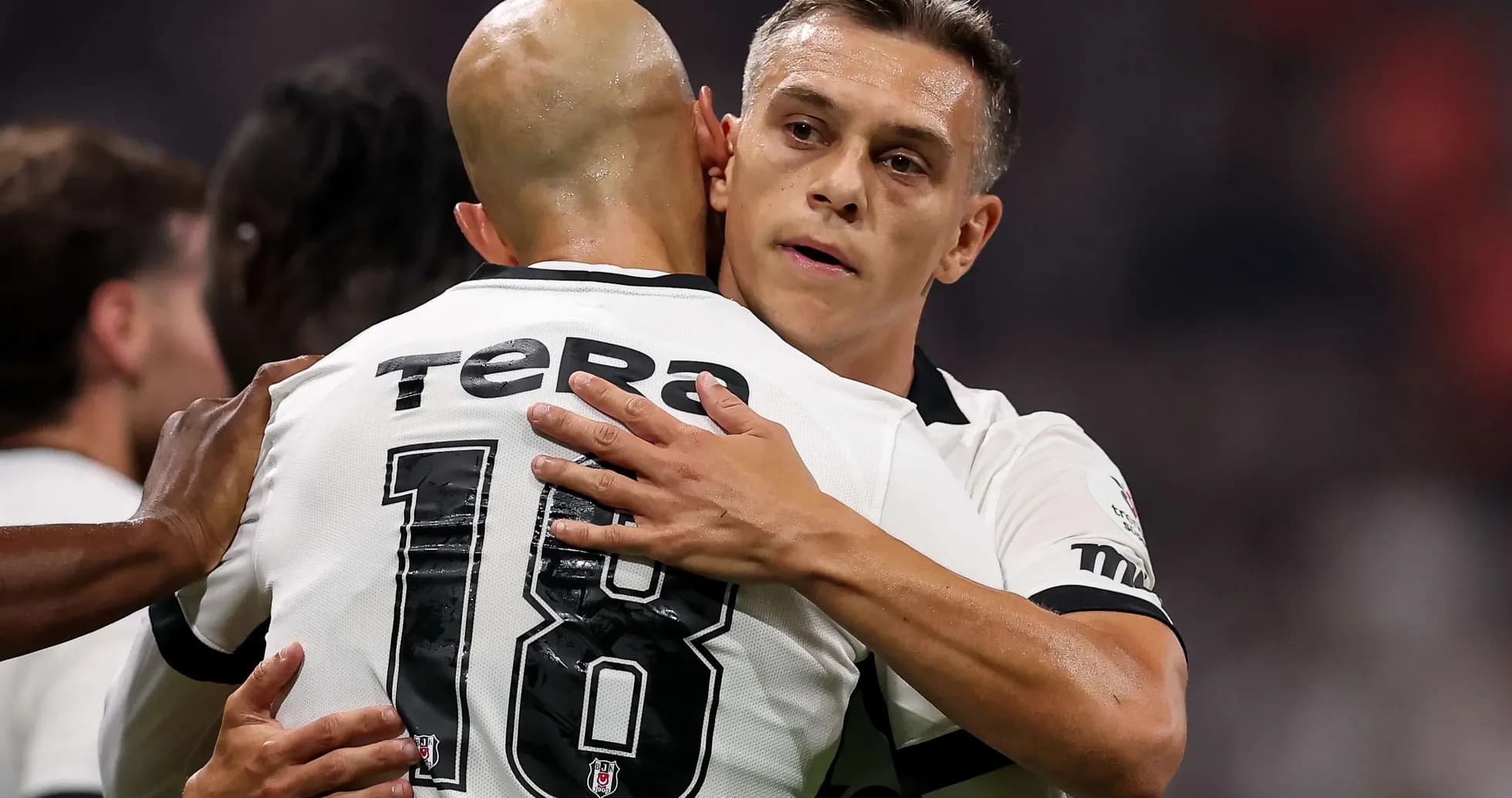 Beşiktaş players celebrating during match