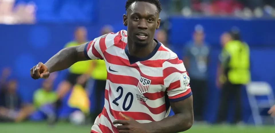 Player in USA jersey celebrating during match