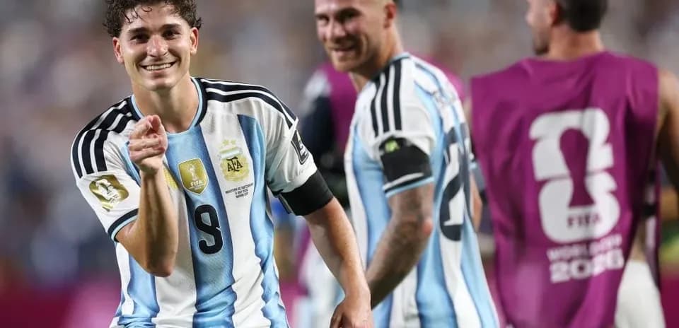 Argentina player celebrating during match with teammates
