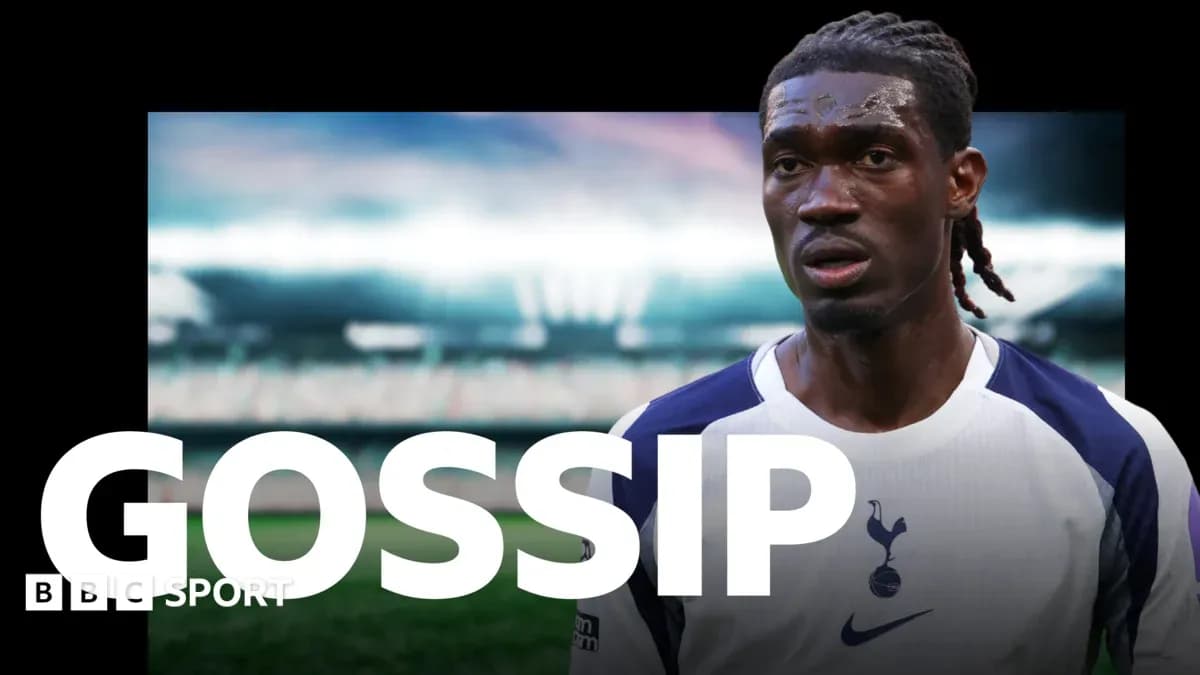 Player in Tottenham kit during match background