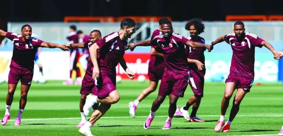 Qatar players training before World Cup match