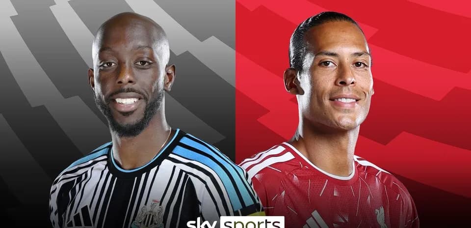 Two football players from Newcastle and Liverpool teams