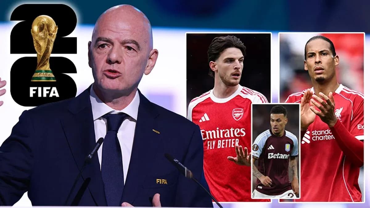 Gianni Infantino speaking at FIFA event with players
