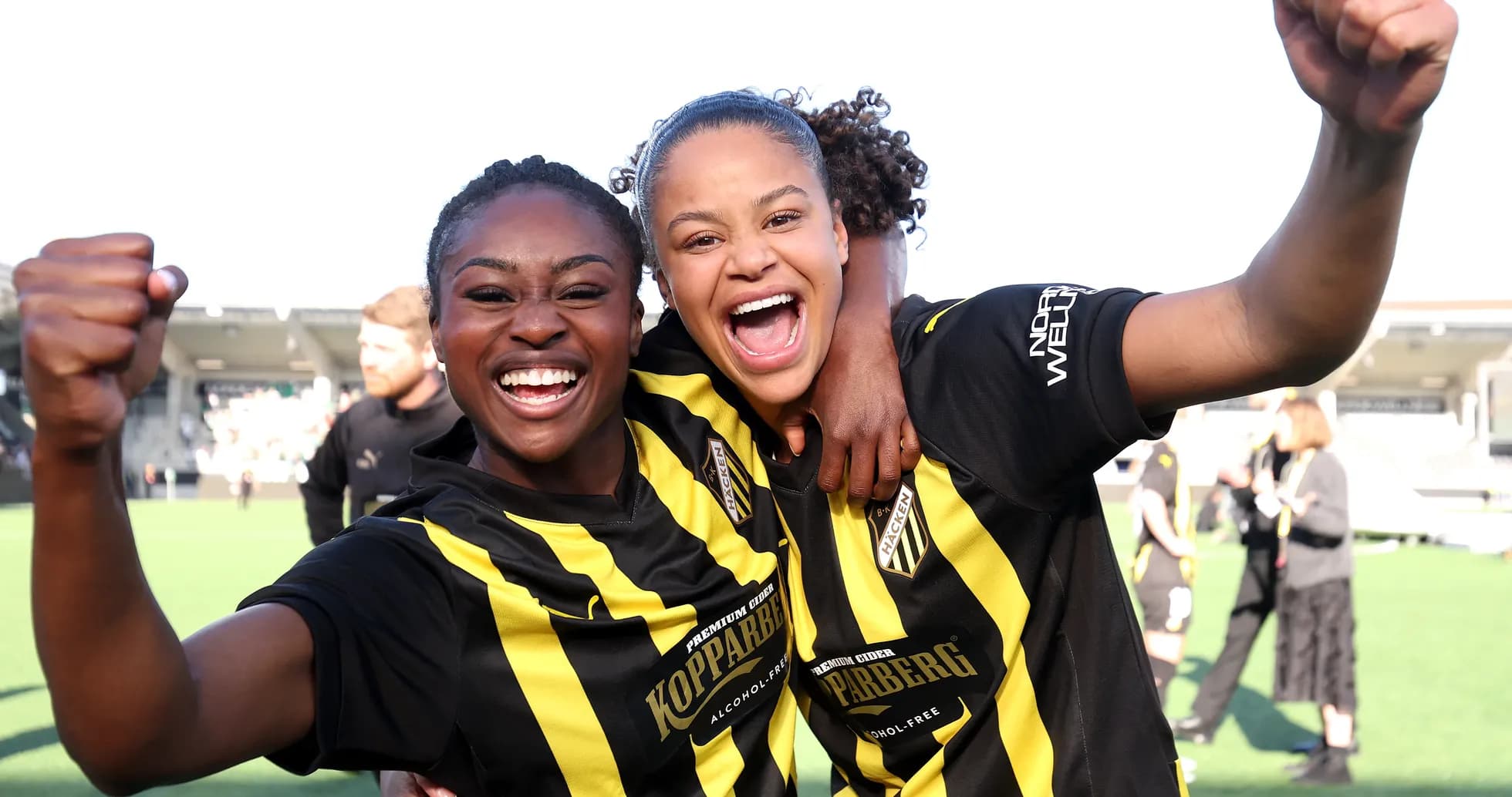 Häcken players celebrating victory on the field
