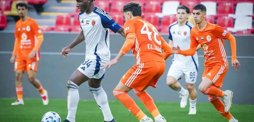 Dibba Al Fujairah U23 player dribbling the ball
