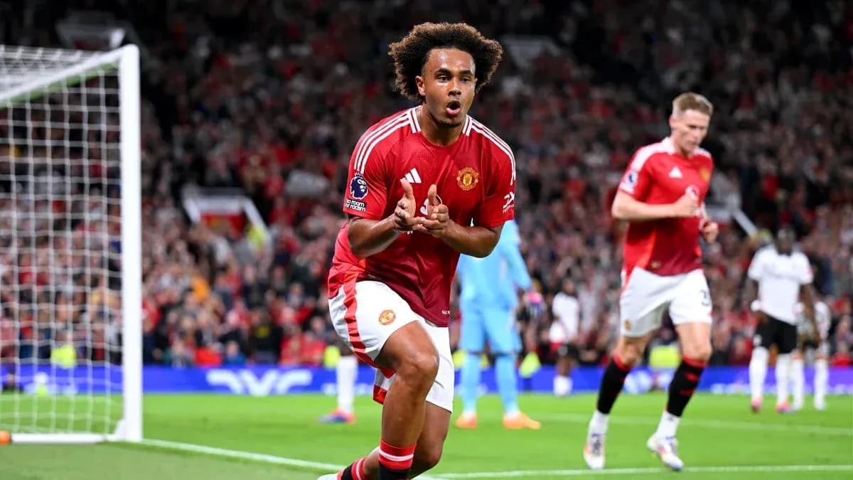 Player celebrating after scoring for Manchester United