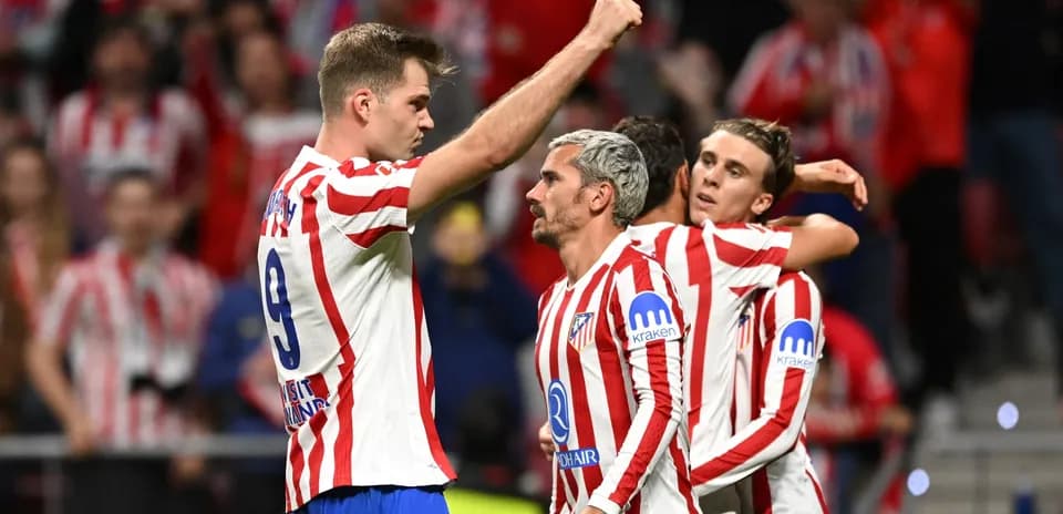 Atletico Madrid players celebrating a goal